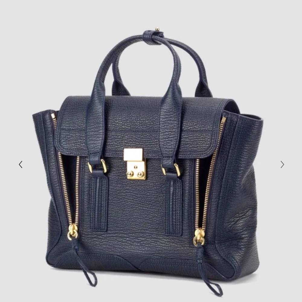 MEDIUM PASHI phillp Lim. USED BUT IN GREAT CONDITION